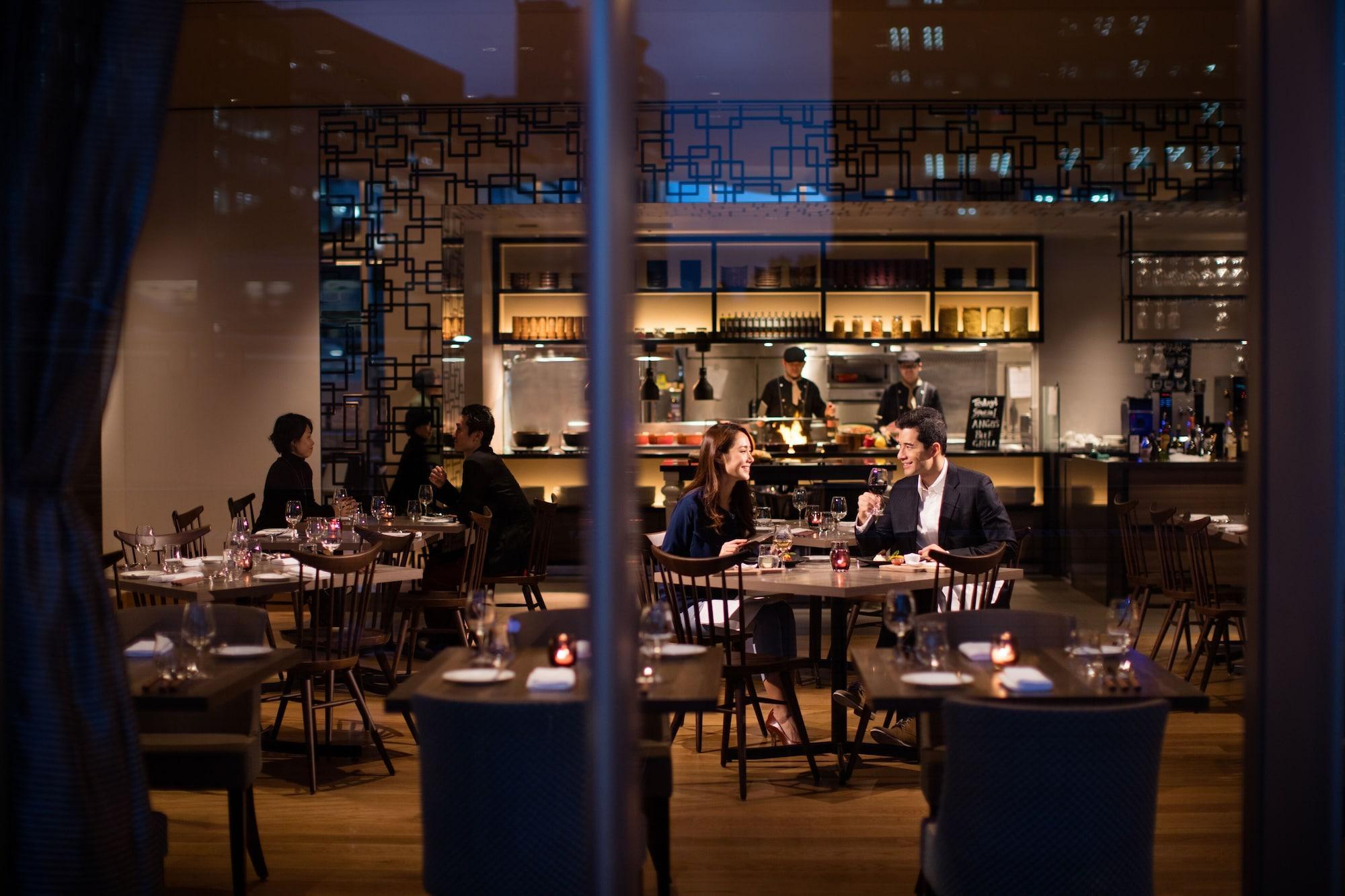 Courtyard By Marriott Shin-Osaka Station Hotel Buitenkant foto Interior of the restaurant